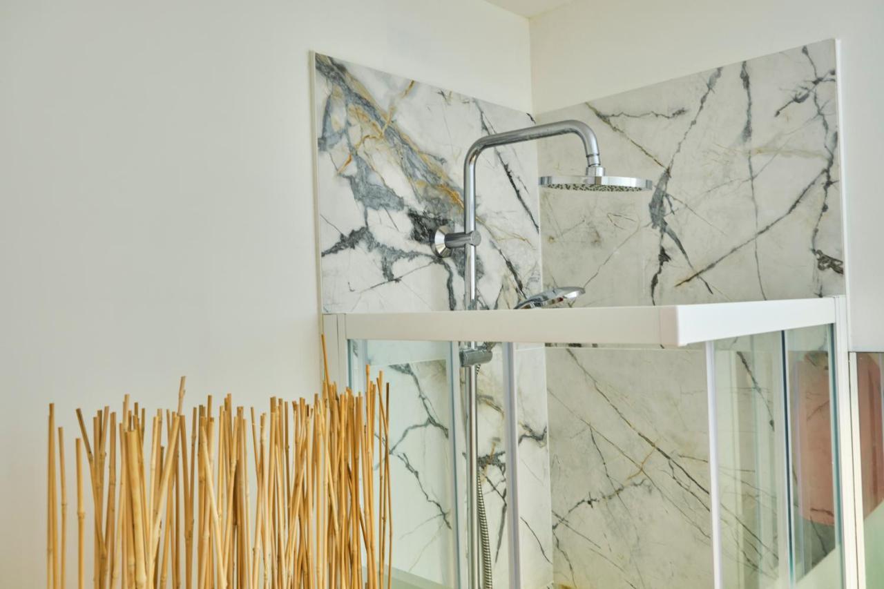 Suite Hanoi Villeurbanne Extérieur photo